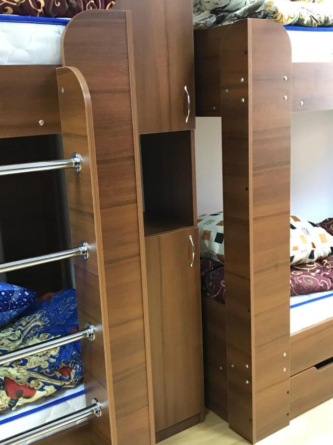 Міни-Хостел Родинного Типу Dubai Uschhorod Exterior foto